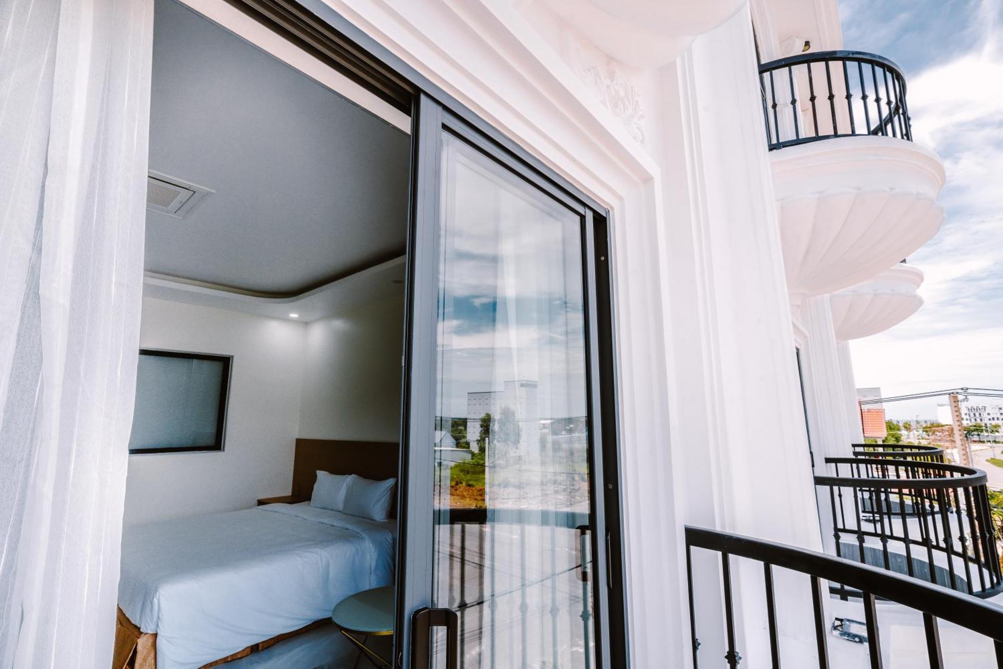 Sunrise Hotel 河仙 外观 照片