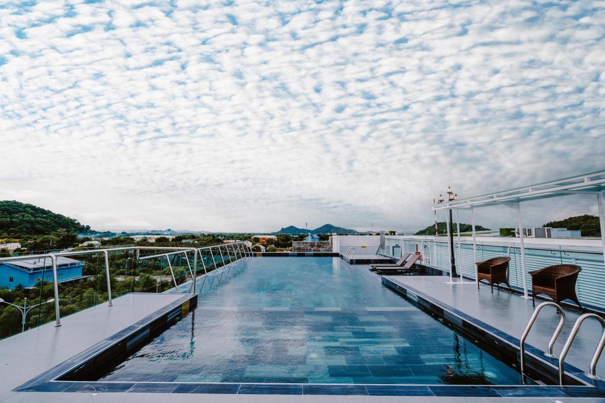 Sunrise Hotel 河仙 外观 照片